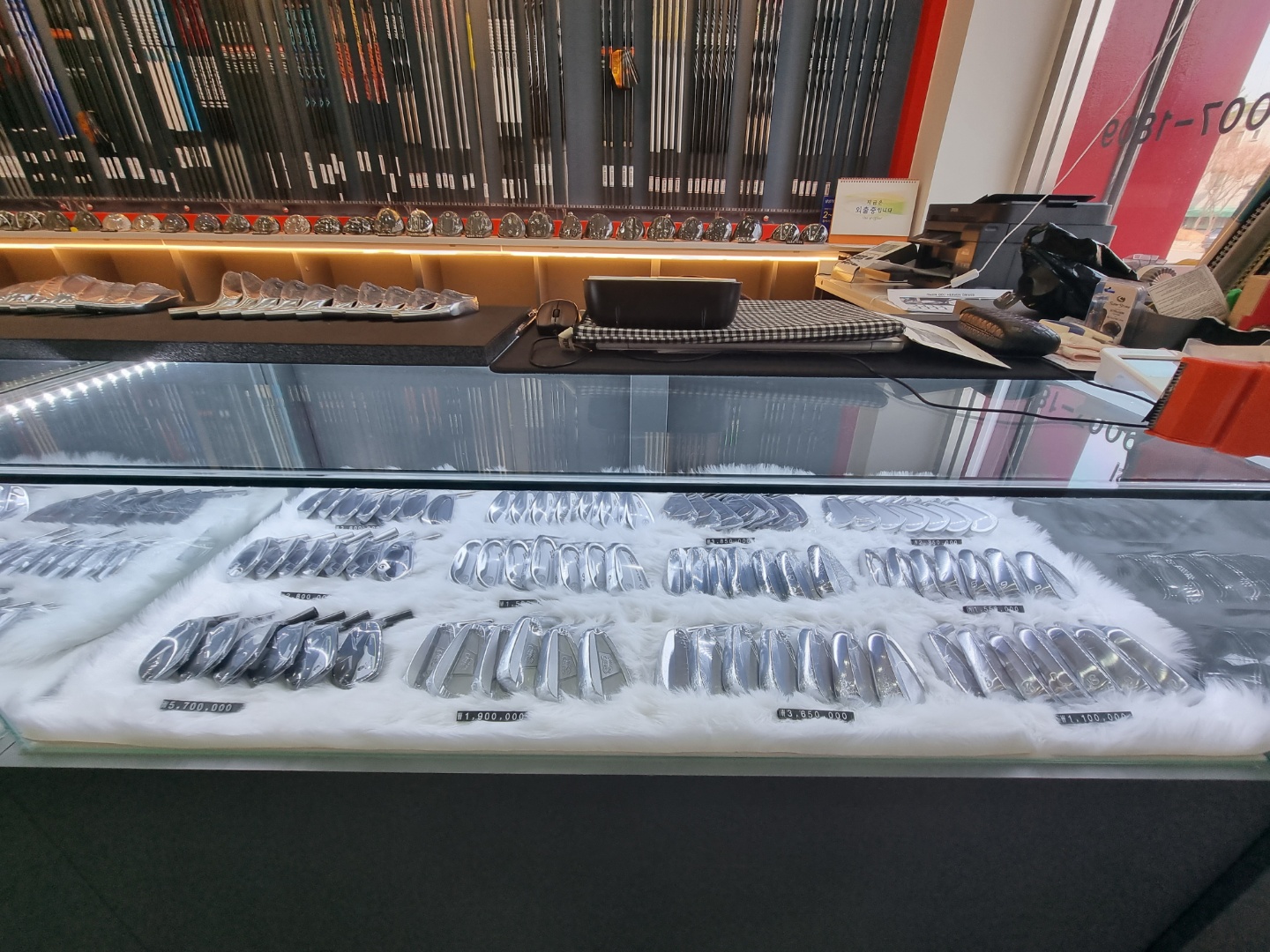 2950055133_SxMKLeyN_e86240ef4c6deec9b36836764b3432ab7f503e35.jpg 이미지크게보기